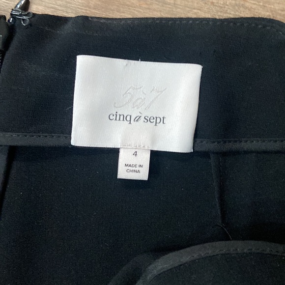Cinq à sept black pants with front detail, size 4 - Picture 4 of 5